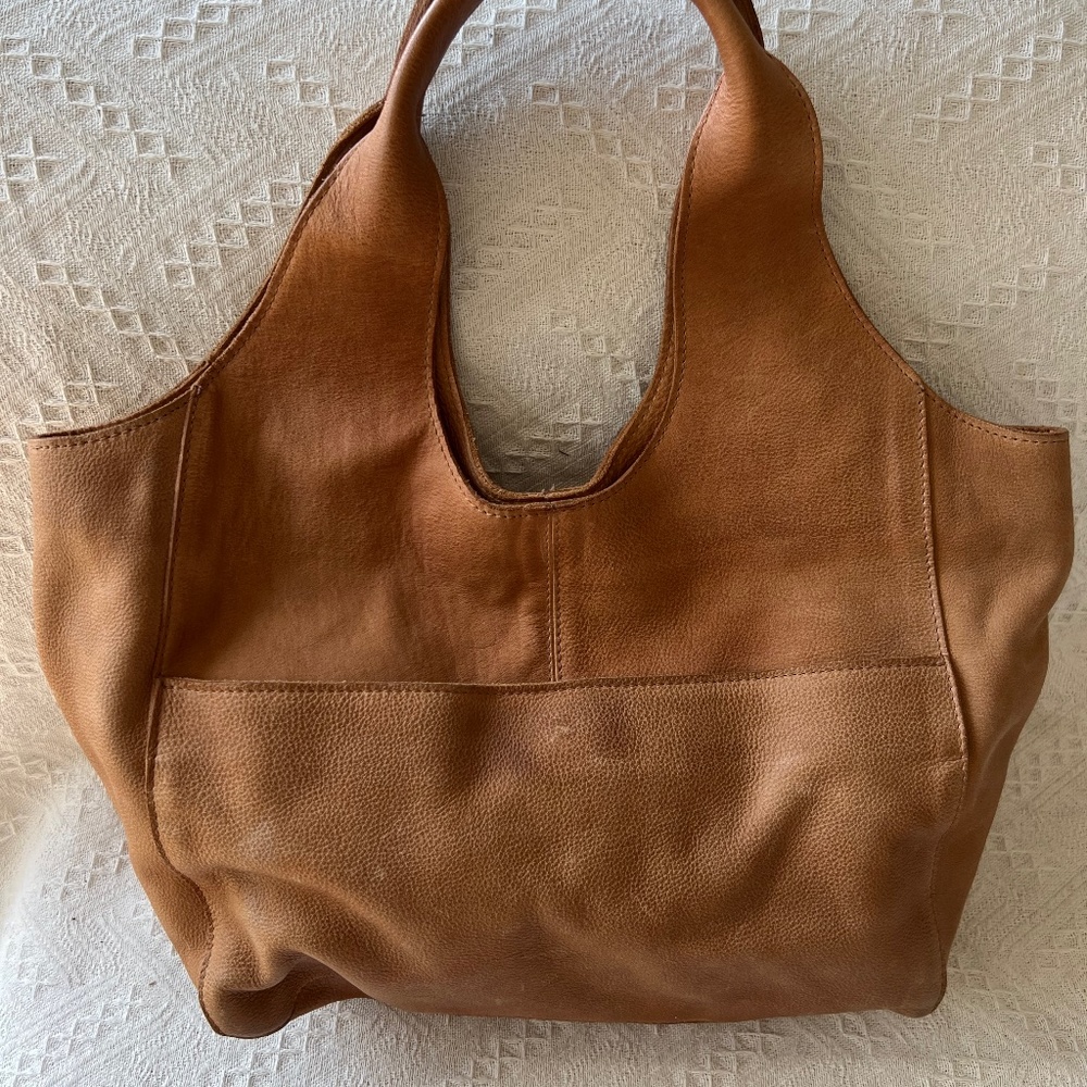 Able brand satchel/shoulder bag. Tan leather